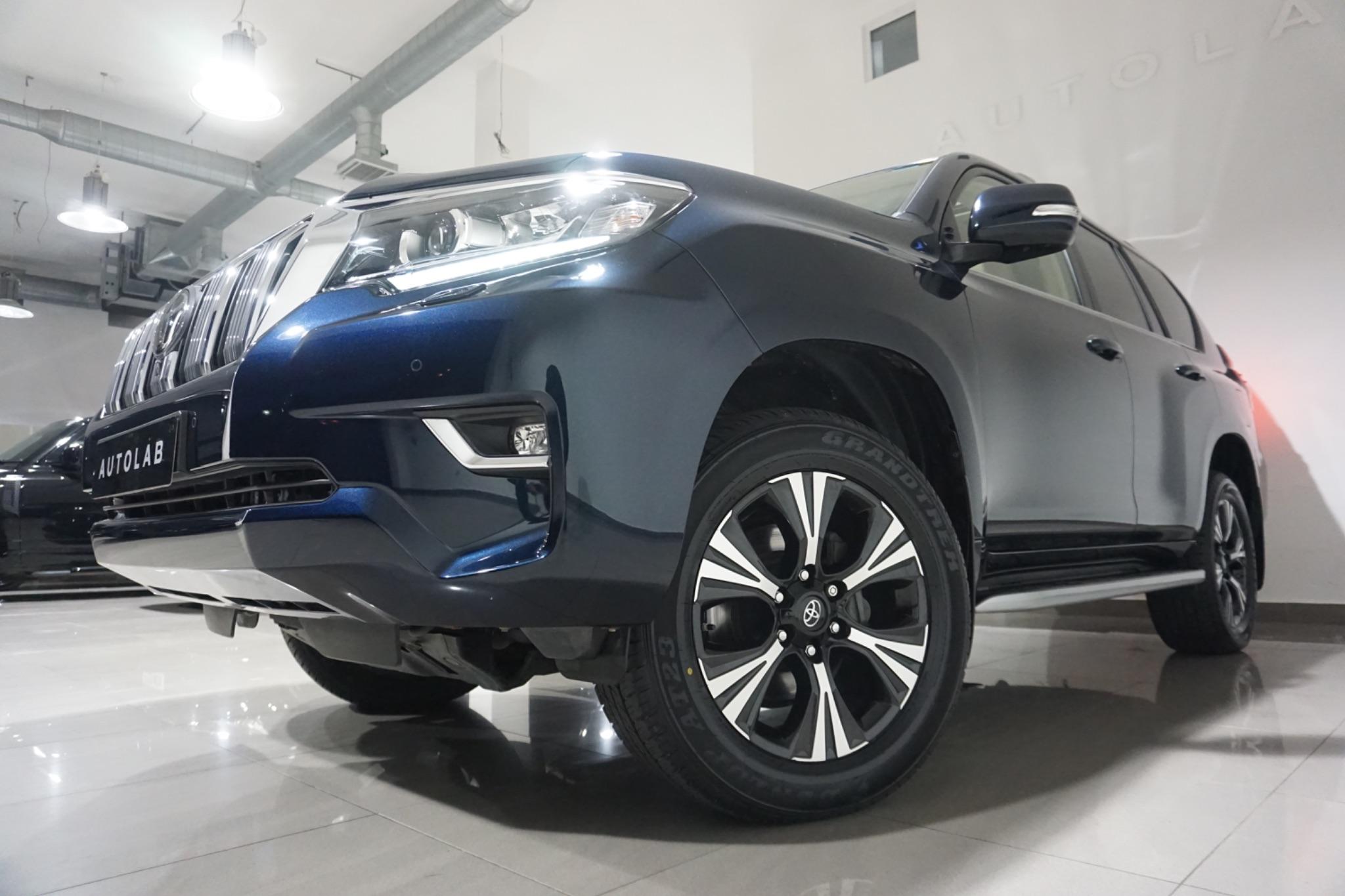 Toyota Land Cruiser 2.8D Invincible Auto 4WD Euro 6 (s/s) 5dr (7 Seat)